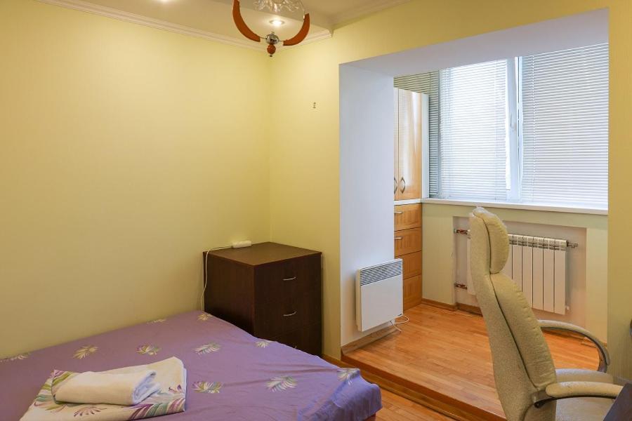 Квартира По Улице Большая Васильковская, 129 Kyiv Exterior foto