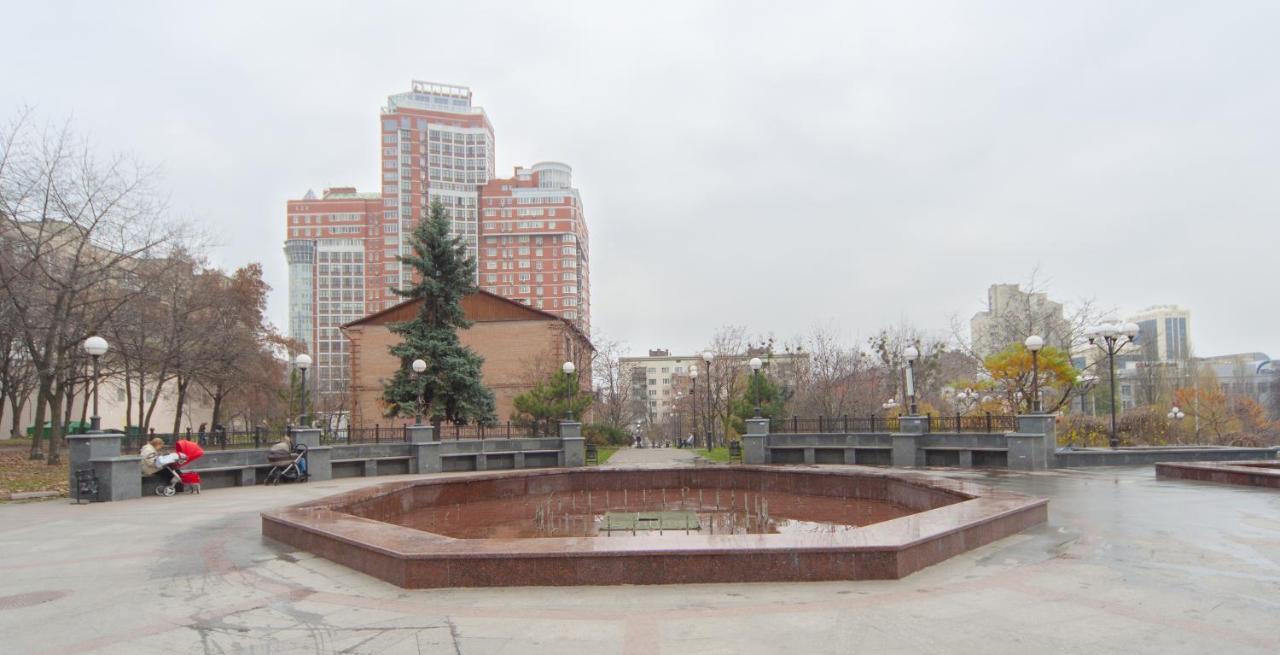 Квартира По Улице Большая Васильковская, 129 Kyiv Exterior foto